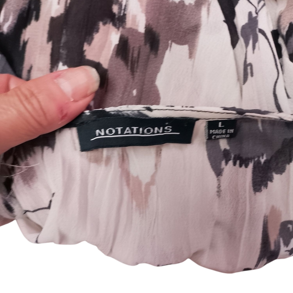 Notations Black and White Flutter Sleeve Blouse - Picture 5 of 5